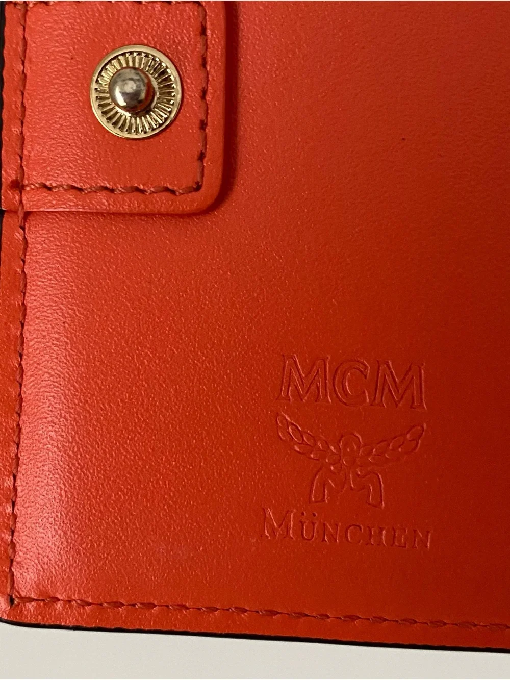 MCM Hot Pink Scratch-resistant Saffiano Leather Bi-fold Compact Wallet